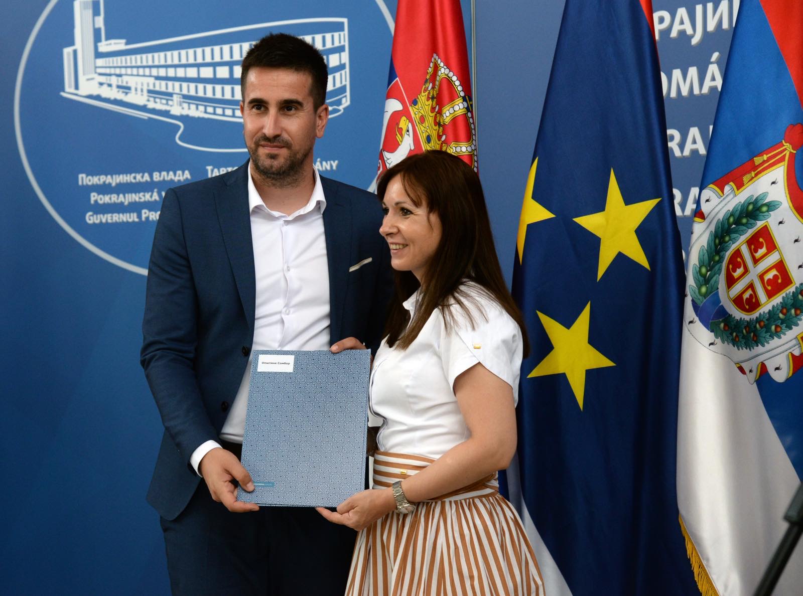 POTPISAN UGOVOR ZA DRUGU FAZU RADOVA NA DOMU KULTURE U LENIJI